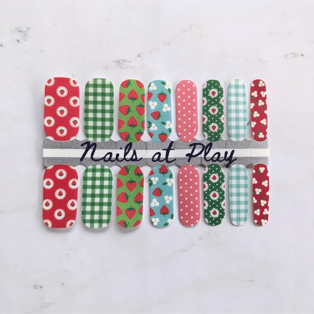 5 for $15 Nail Wraps- Strawberry Desert